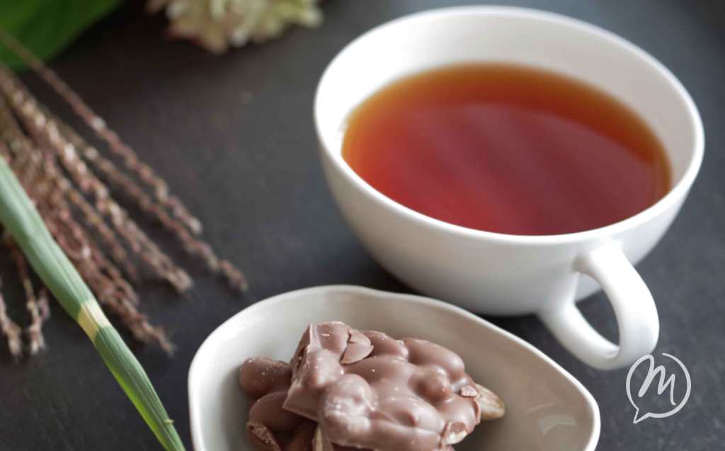 Detox-Baby oder Gesalzene Mandeln mit Vollmilch-Schokolade